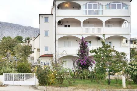 Apartmani Mlikotic دوغي رات المظهر الخارجي الصورة